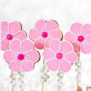 Pink 6 petal flowers