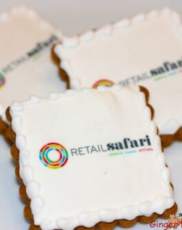 Logo cookies square piped